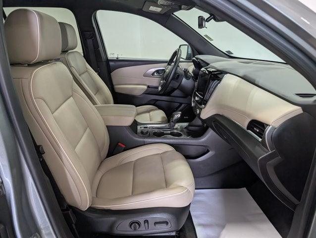 2023 Chevrolet Traverse Premier Dual Skyscape Roof V6 Navigation Heated Cooled Seats