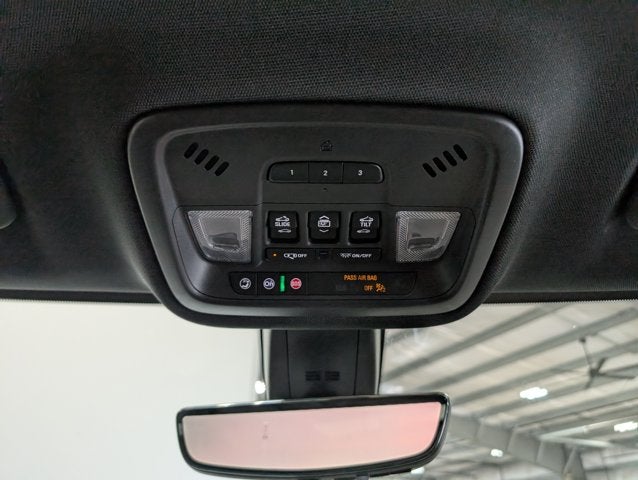 2023 Chevrolet Traverse Premier Dual Skyscape Roof V6 Navigation Heated Cooled Seats