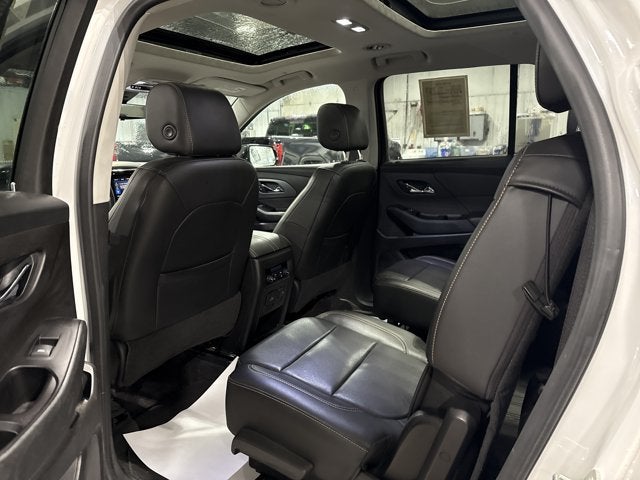 2020 Chevrolet Traverse Premier Redline Edition 3.6L V6 Iridescent Pearl Tricoat