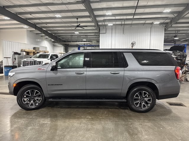 2022 Chevrolet Suburban Z71 SLT 6.6L Duramax Turbo Diesel V8 Off-Road Package Fire Red