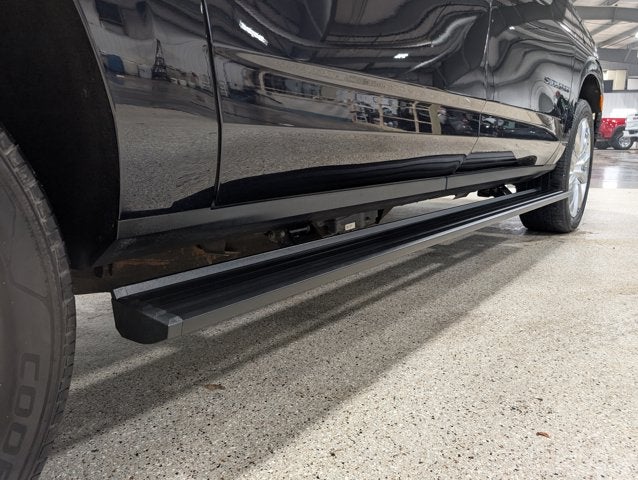 2021 Chevrolet Suburban High Country Deluxe Rear Seat Media Air Ride Power Steps