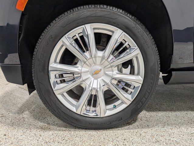 2021 Chevrolet Suburban High Country Deluxe Rear Seat Media Air Ride Power Steps