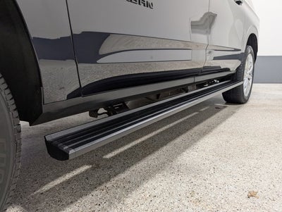 2021 Chevrolet Suburban High Country Deluxe Rear Seat Media Air Ride Power Steps