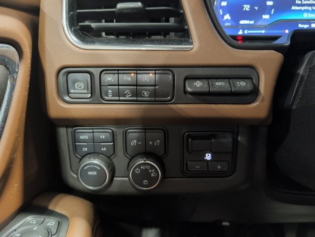 2023 Chevrolet Tahoe High Country Panoramic Roof Rear Media Max Trailering 6.2 V8