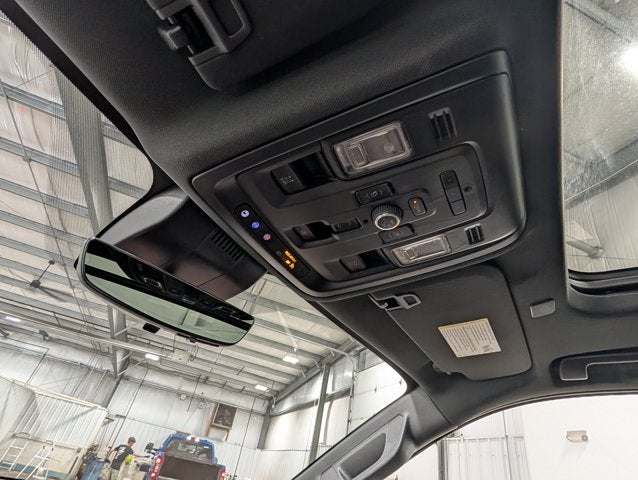 2023 Chevrolet Tahoe High Country Panoramic Roof Rear Media Max Trailering 6.2 V8