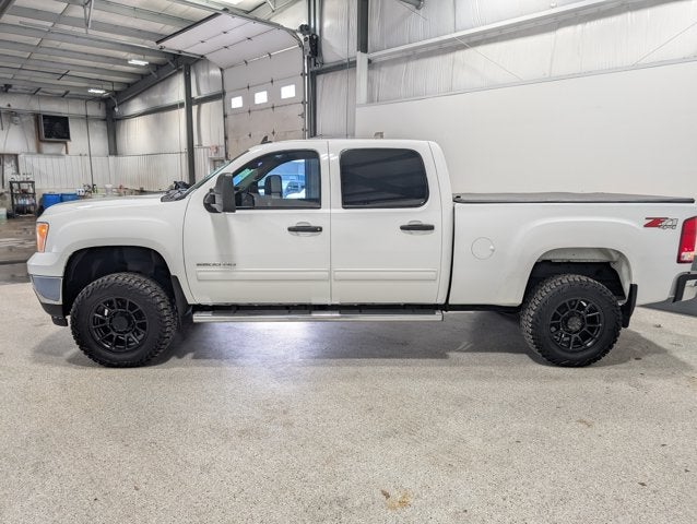 2014 GMC Sierra 2500HD SLE 6.0L V8 Off-Road & Snow Plow Prep Summit White
