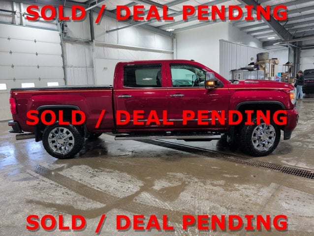 2019 GMC Sierra 2500HD Denali Duramax Plus 5th Wheel Prep Sunroof Off Road Package Denali Diesel
