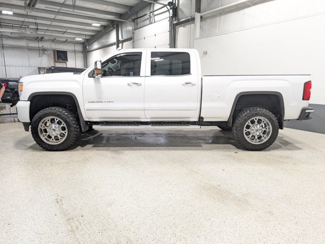 2018 GMC Sierra 2500HD Denali