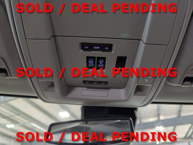 2018 GMC Sierra 2500HD Denali Ultimate Pkg Duramax Diesel Sunroof Chrome Boards Tri-Coat Standard Bed