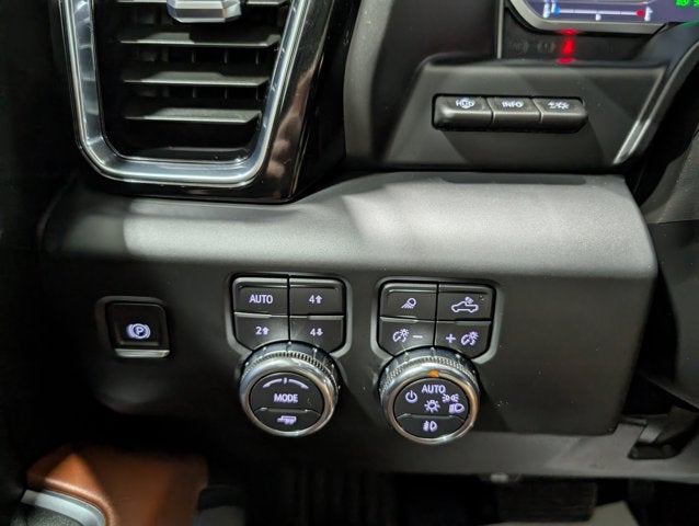 2024 GMC Sierra 2500HD Denali Ultimate Duramax Standard Bed 5th Prep Power Boards Sunroof