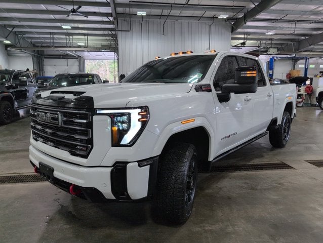 2025 GMC Sierra 2500HD AT4