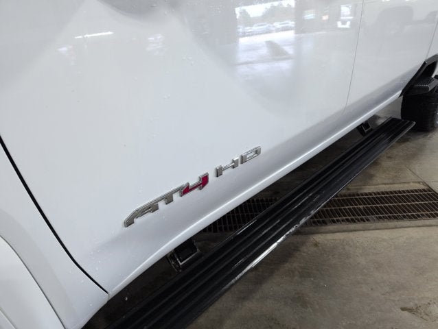 2025 GMC Sierra 2500HD AT4