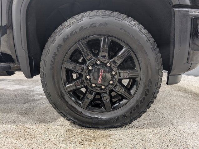 2025 GMC Sierra 2500HD AT4 Duramax Diesel Preferred Pkg Premium Plus Sunroof Gooseneck/5th Prep