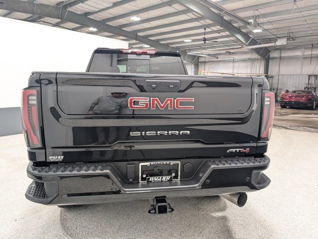 2025 GMC Sierra 2500HD AT4 Duramax Diesel Preferred Pkg Premium Plus Sunroof Gooseneck/5th Prep