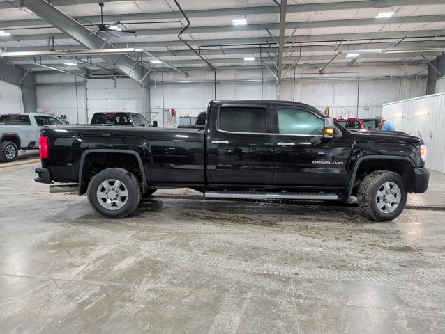 2016 GMC Sierra 3500HD Denali Duramax Diesel Long Bed/Box Heated/Cooled Leather Navigation