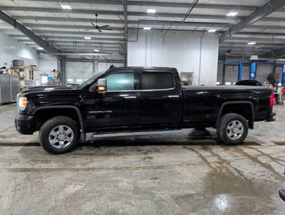 2016 GMC Sierra 3500HD Denali Duramax Diesel Long Bed/Box Heated/Cooled Leather Navigation