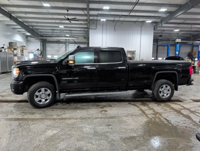 2016 GMC Sierra 3500HD Denali Duramax Diesel Long Bed/Box Heated/Cooled Leather Navigation