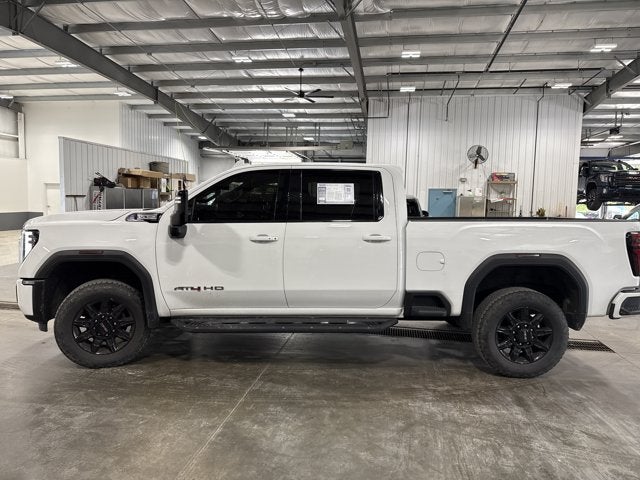 2024 GMC Sierra 2500HD AT4 6.6L V8 Summit White