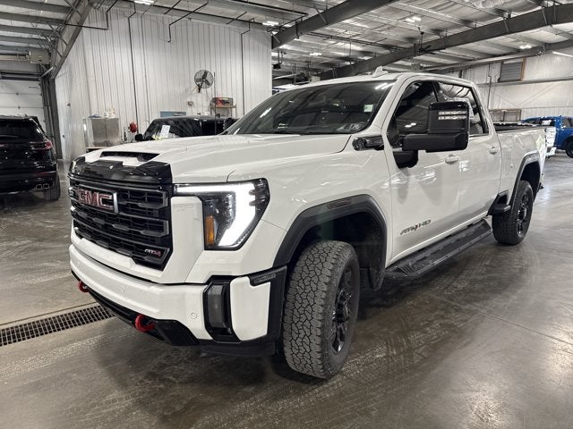 2024 GMC Sierra 2500HD AT4 6.6L V8 Summit White