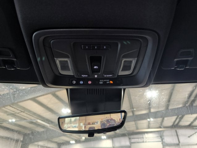 2024 GMC Sierra 2500HD AT4 Technology Preferred 5th Wheel Prep Standard Bed Diesel