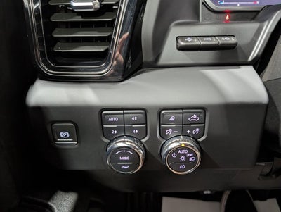 2024 GMC Sierra 2500HD AT4 Technology Preferred 5th Wheel Prep Standard Bed Diesel