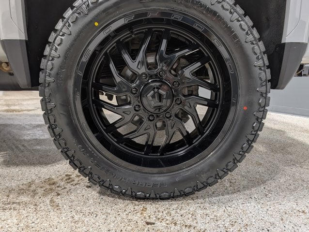 2024 GMC Sierra 3500HD AT4 Premium Plus Duramax Diesel Standard Bed SRW 4WD