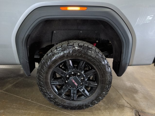 2024 GMC Sierra 3500HD AT4 Premium Plus 5th Wheel Prep Long Bed Duramax New Tires