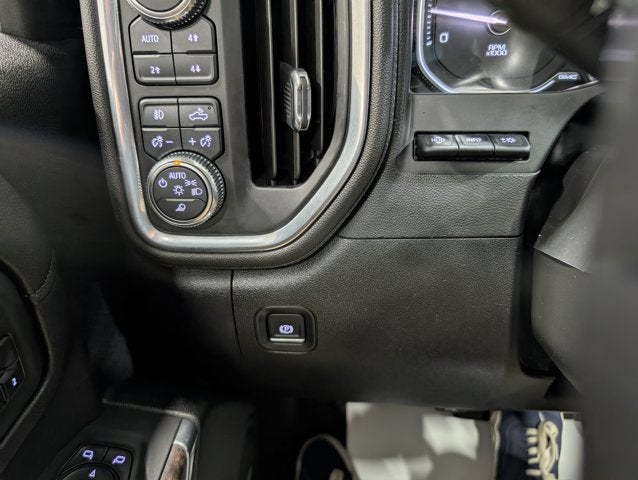 2021 GMC Sierra 3500HD Denali Duramax 6.6L 10-Speed 4x4 Leather Buckets Tow Ready