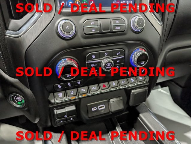 2022 GMC Sierra 3500HD Denali Duramax Allison Ultimate Package Sunroof 5th Wheel Prep