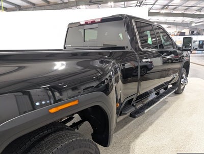 2022 GMC Sierra 3500HD Denali Ultimate 6.6L Duramax Turbo-Diesel Gooseneck Onyx Black