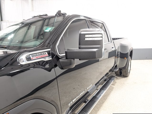 2022 GMC Sierra 3500HD Denali Ultimate 6.6L Duramax Turbo-Diesel Gooseneck Onyx Black