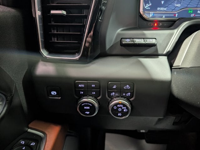 2024 GMC Sierra 2500HD Denali Ultimate Duramax Sunroof Adaptive Cruise Suspension Build Standard Bed