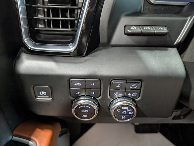 2024 GMC Sierra 2500HD Denali Ultimate Duramax Redwood Metallic Power Roof Hard Cover