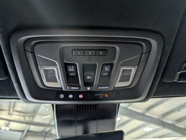 2024 GMC Sierra 2500HD Denali Ultimate 6.6L Duramax Turbo-Diesel 4WD Leather