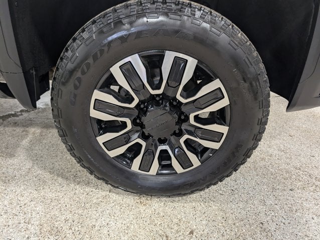 2024 GMC Sierra 3500HD Denali Ultimate Duramax Titanium Rush 5th Prep SRW