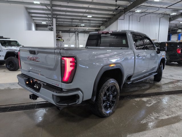 2025 GMC Sierra 2500HD AT4