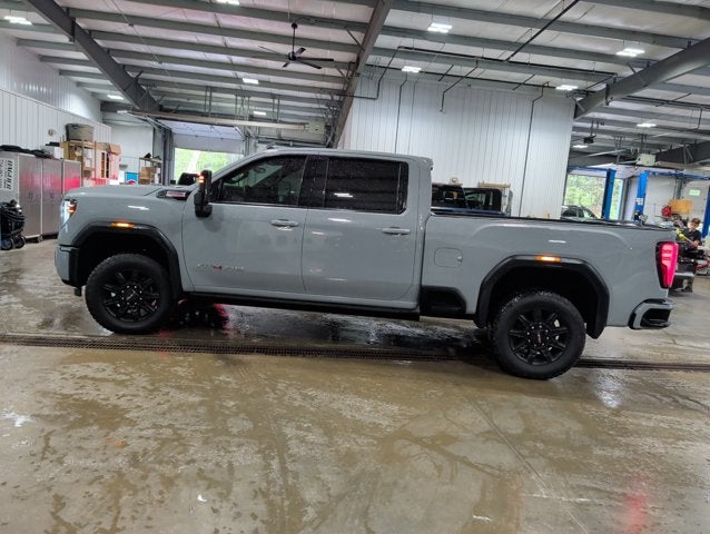 2025 GMC Sierra 2500HD AT4