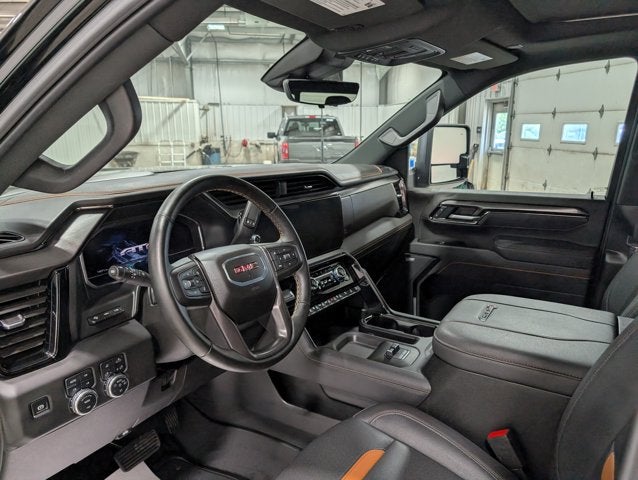 2025 GMC Sierra 2500HD AT4 Premium Plus Duramax Long Bed/Box 5th Wheel Prep KO3 Tires