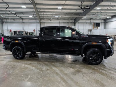 2025 GMC Sierra 2500HD AT4