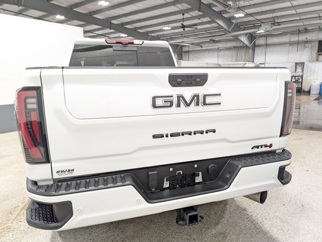 2025 GMC Sierra 2500HD AT4 Premium Plus Max Trailering Duramax 5th Prep Standard Bed