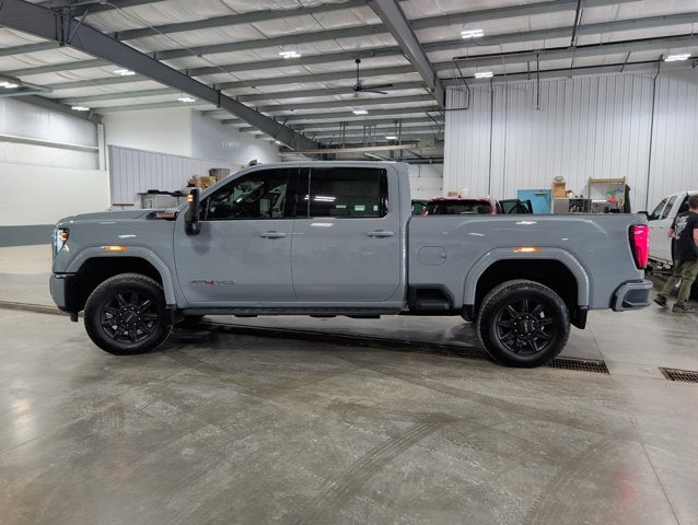 2025 GMC Sierra 2500HD AT4 Premium Plus 5th Wheel Prep Hard Cover Thunderstorm Grey