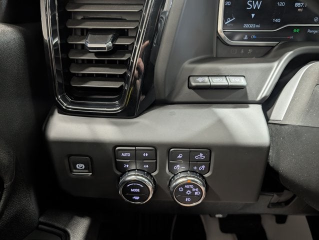 2025 GMC Sierra 2500HD AT4 Premium Plus 5th Wheel Prep Hitch Package Standard Bed Diesel