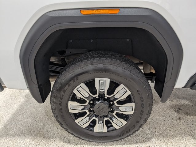 2025 GMC Sierra 2500HD Denali