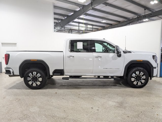 2025 GMC Sierra 2500HD Denali