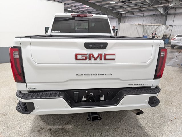 2025 GMC Sierra 2500HD Denali