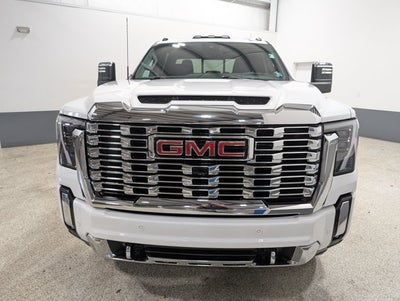 2025 GMC Sierra 2500HD Denali