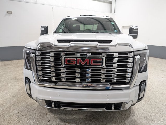 2025 GMC Sierra 2500HD Denali