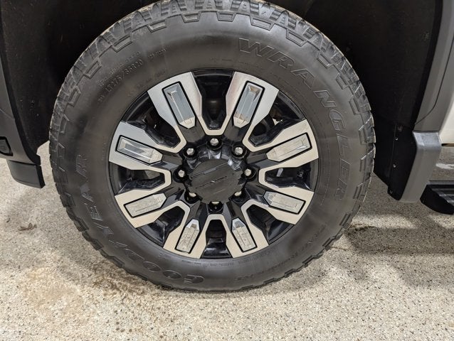 2025 GMC Sierra 2500HD Denali