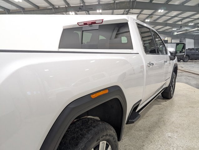 2025 GMC Sierra 2500HD Denali