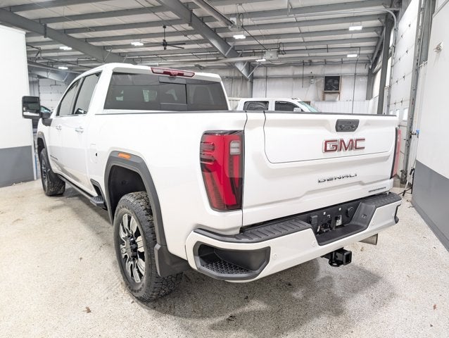 2025 GMC Sierra 2500HD Denali